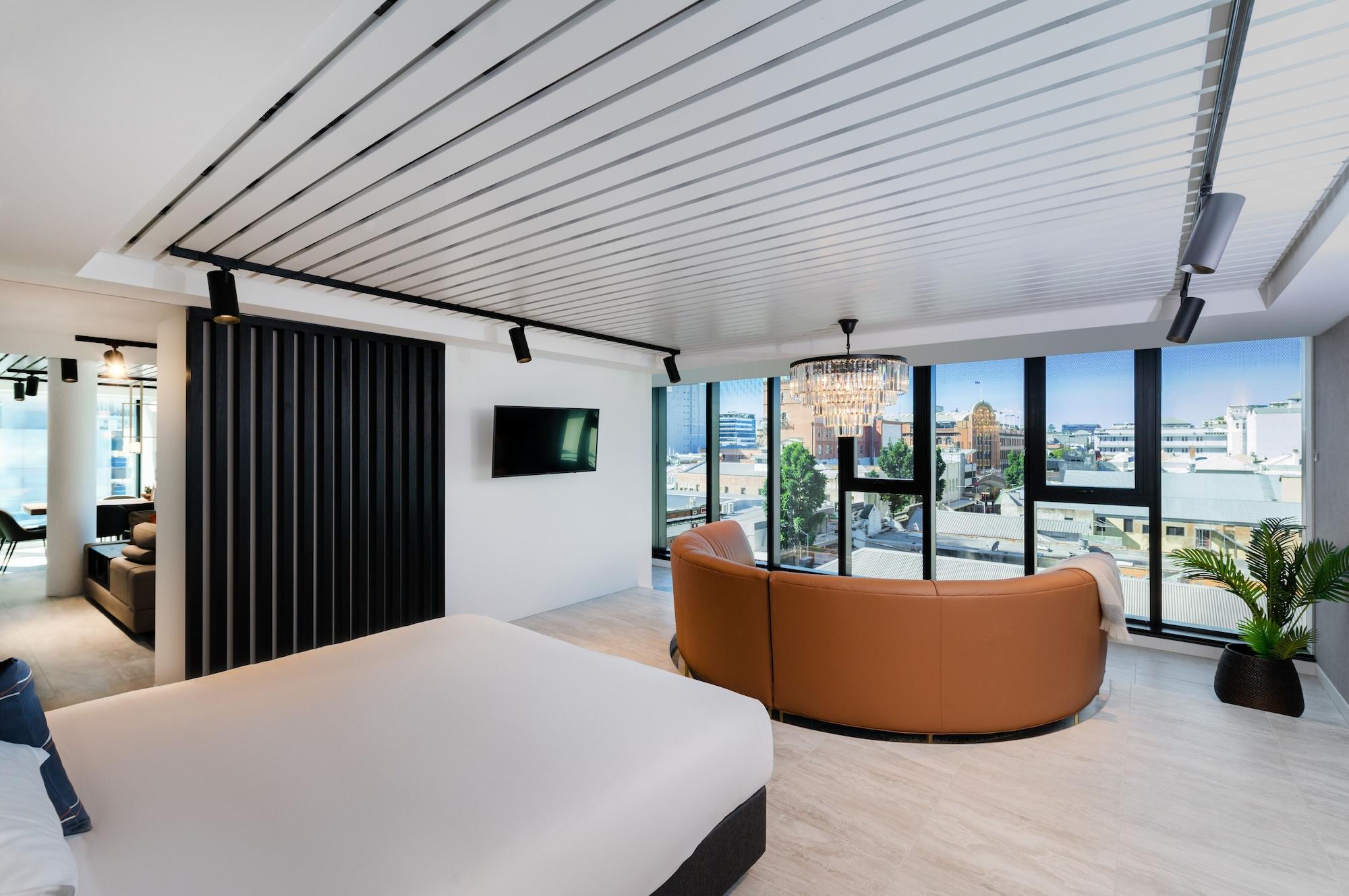 Fv By Peppers Aparthotel Brisbane Exterior photo The Sky Lounge at the 10th floor of the building
