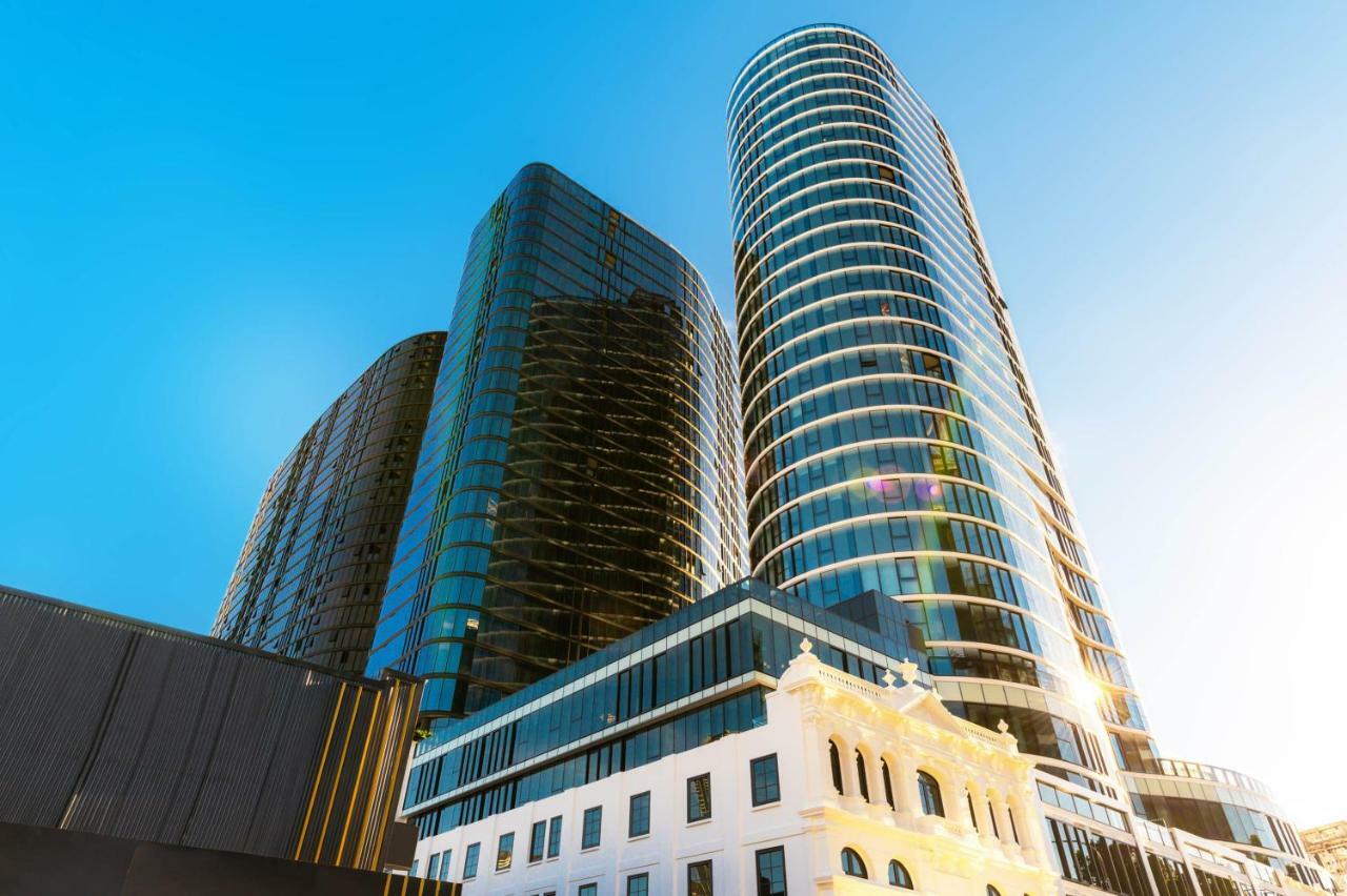 Fv By Peppers Aparthotel Brisbane Exterior photo The complex at sunset