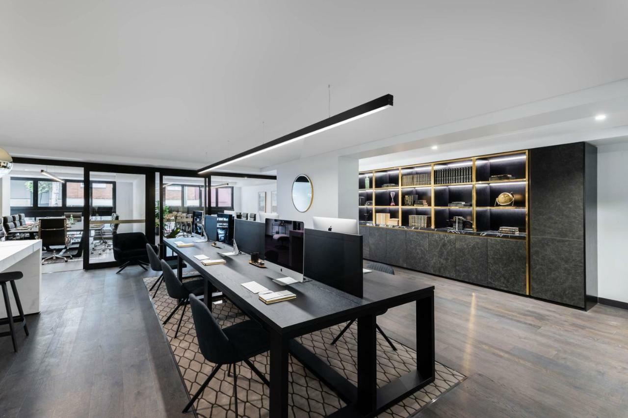 Fv By Peppers Aparthotel Brisbane Exterior photo Office interior